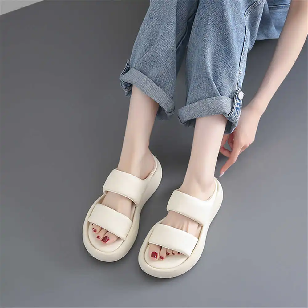 Size 39 Strips Summer Shoes Sa - Vintage Fashion Outlet recension och pris