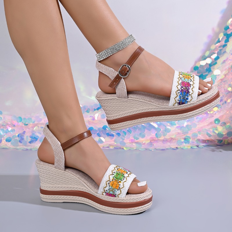 Summer Bohemian Style Braided  - Vintage Fashion Prints recension och pris