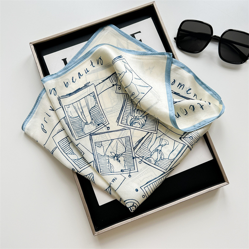 Vintage Sketch Print Satin Sma - Vintage Fashion Art recension och pris